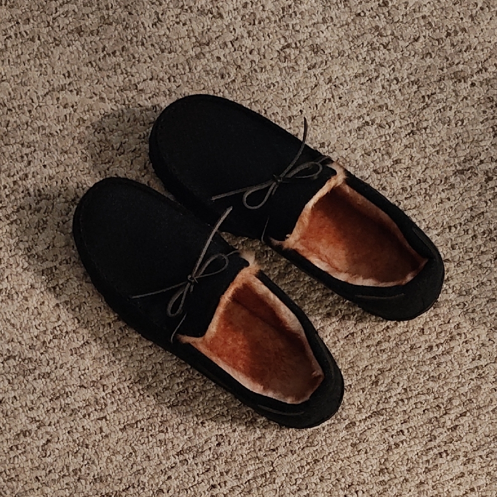 Men's Black Moccasin Slippers Brand New